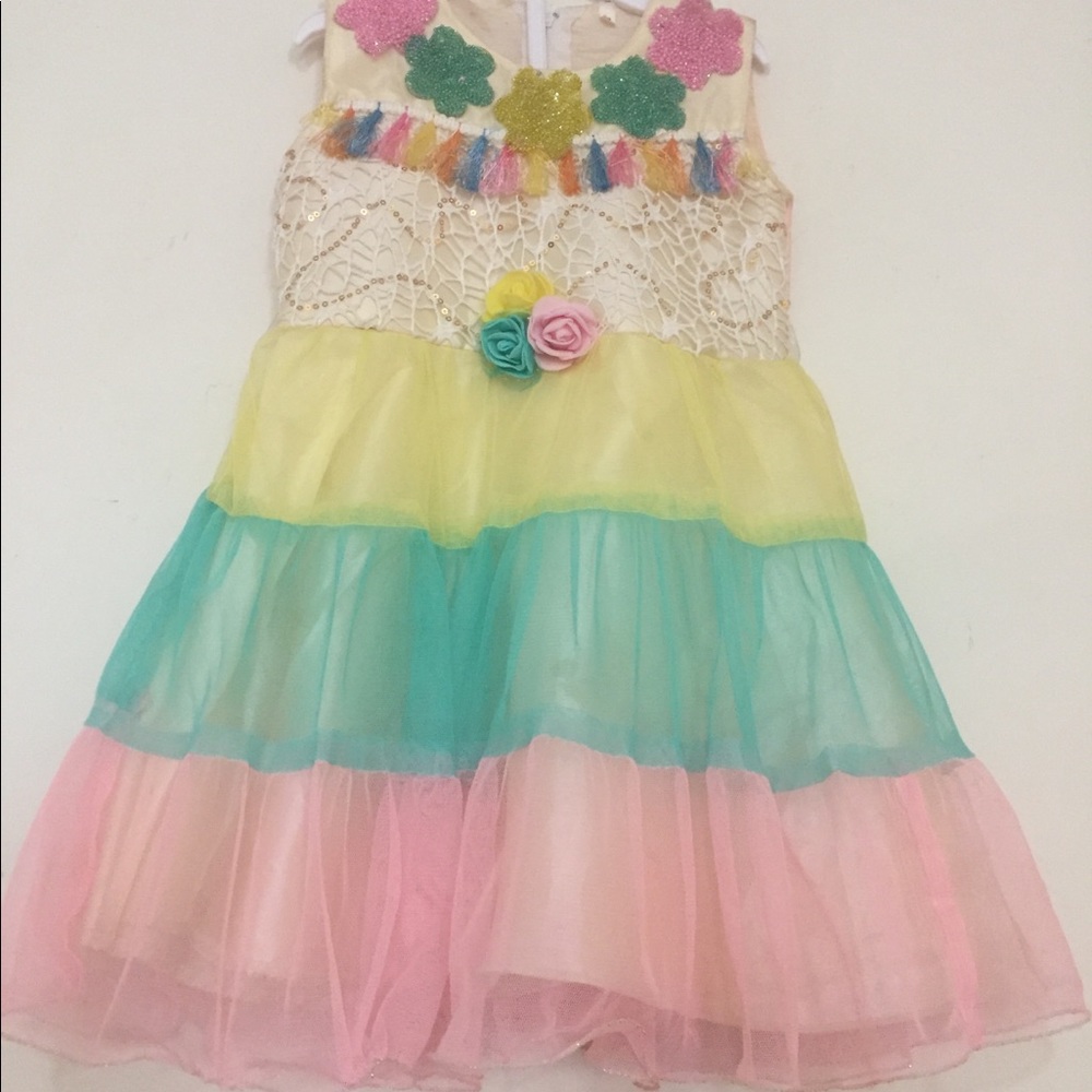 Beautiful dress for toddler girls